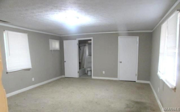 3504 Cloverdale Road