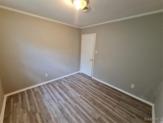 1128 Karen Road