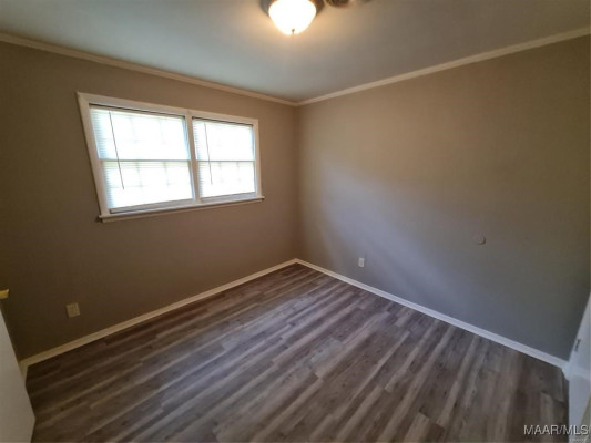 1128 Karen Road