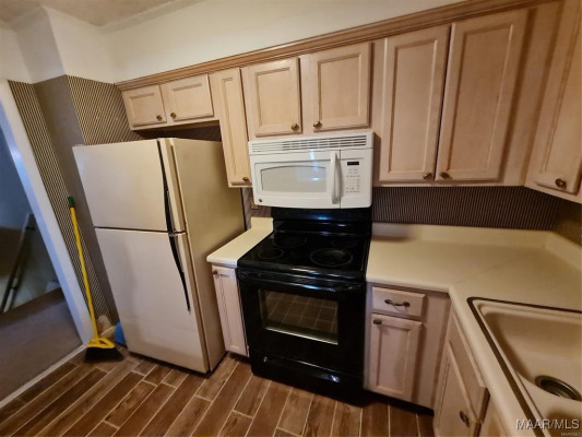 1625 E Trinity Boulevard