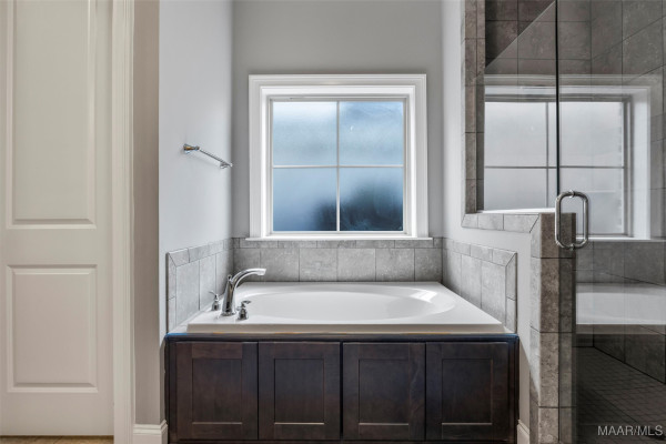 8513 Melbourne Circle