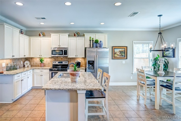 295 Bon Terre Boulevard