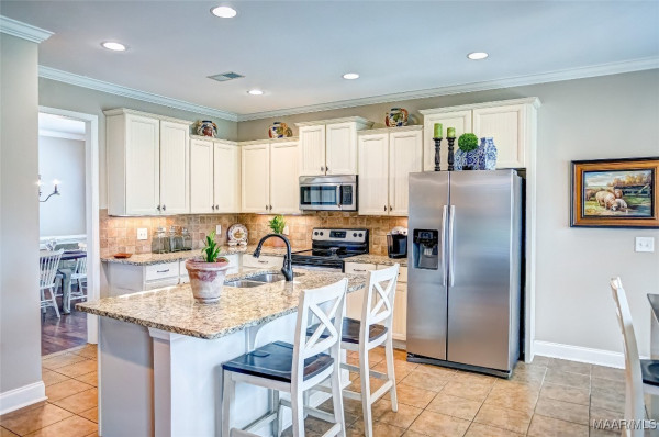 295 Bon Terre Boulevard