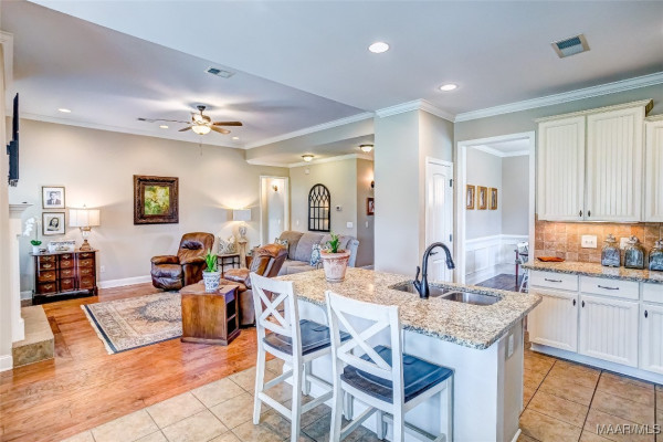 295 Bon Terre Boulevard