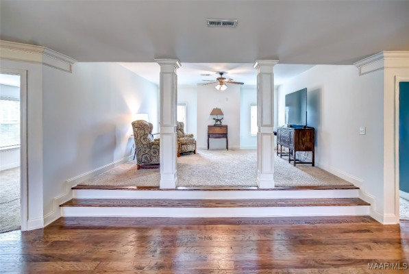 295 Bon Terre Boulevard