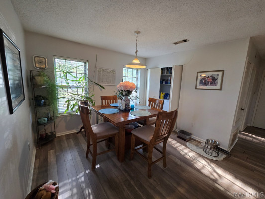 1679 E Trinity Boulevard