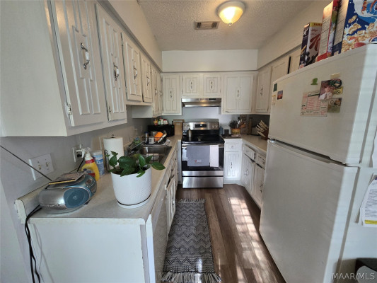 1679 E Trinity Boulevard