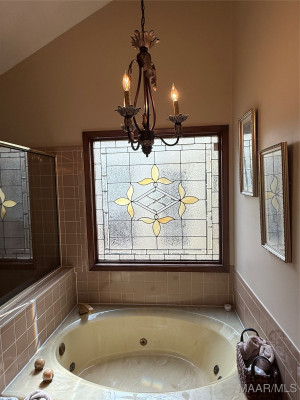 6529 MONMOUTH Mews
