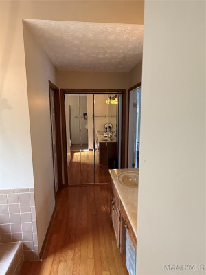 6529 MONMOUTH Mews