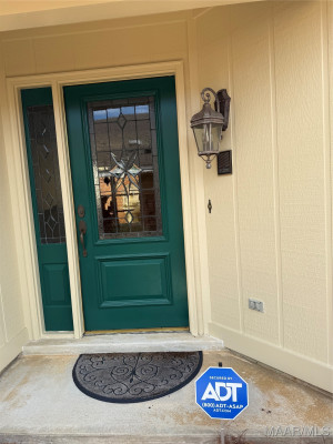 6529 MONMOUTH Mews