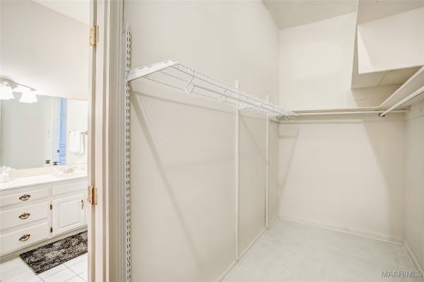 2811 Lansdowne Drive