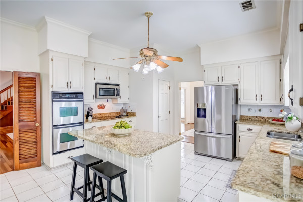 2811 Lansdowne Drive