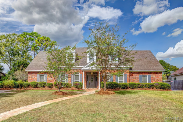 2811 Lansdowne Drive