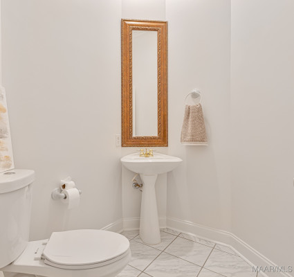 1421 Meriwether Road