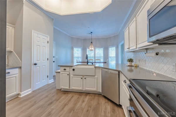 950 EMERALD MOUNTAIN Parkway