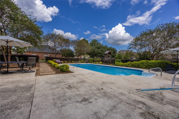 950 EMERALD MOUNTAIN Parkway