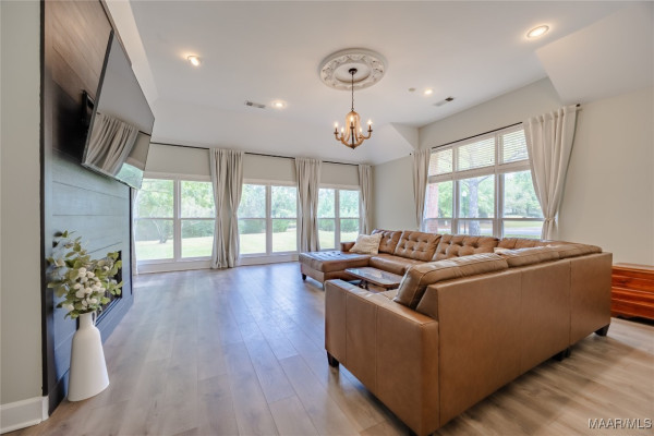 950 EMERALD MOUNTAIN Parkway