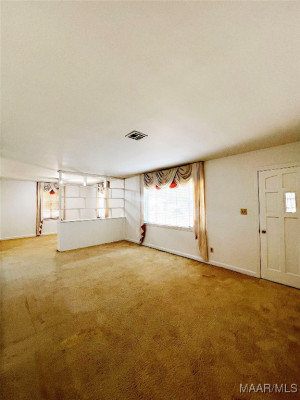 59 Holliday Drive