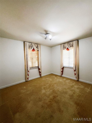59 Holliday Drive