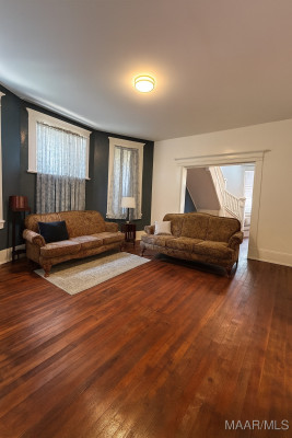 418 Burton Avenue