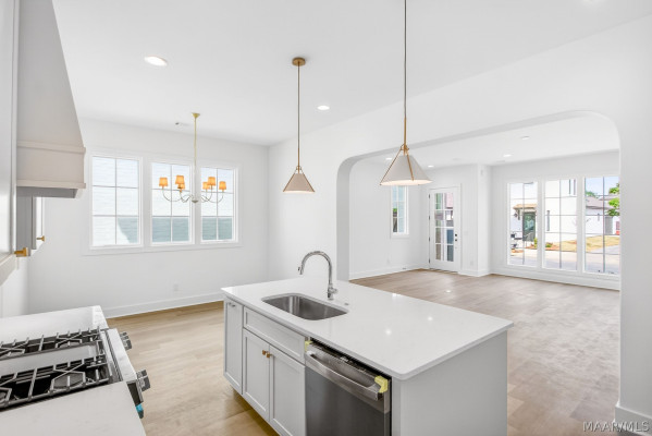 4508 Bloomsbury Street