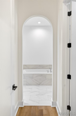 4508 Bloomsbury Street