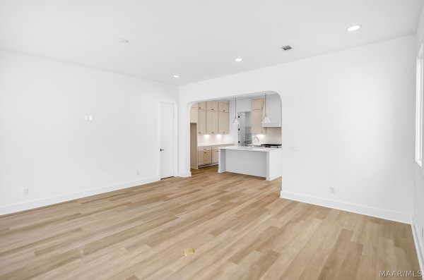 4508 Bloomsbury Street