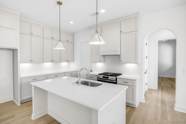 4508 Bloomsbury Street