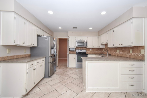 1237 Edgeworth Drive