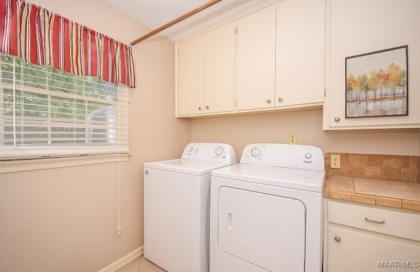 1237 Edgeworth Drive