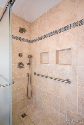 1237 Edgeworth Drive