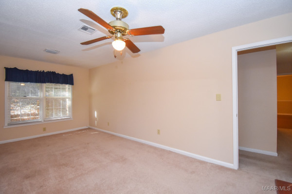 1237 Edgeworth Drive