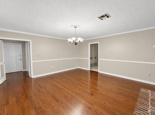 1237 Edgeworth Drive