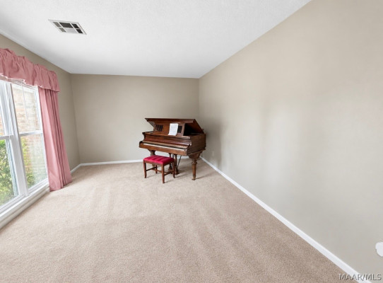 1237 Edgeworth Drive