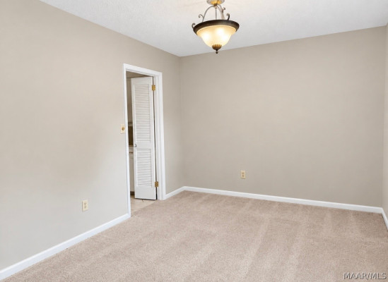 1237 Edgeworth Drive