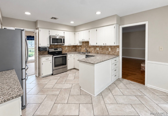 1237 Edgeworth Drive