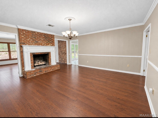 1237 Edgeworth Drive