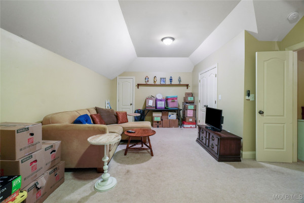 8948 Pennington Place