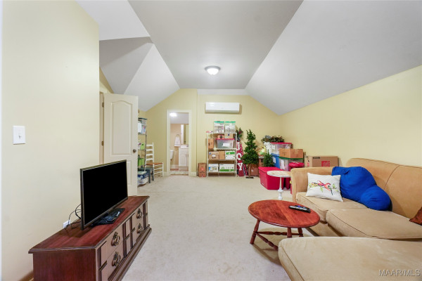 8948 Pennington Place