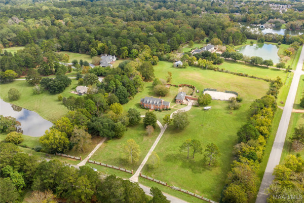 1241 Kirkwood Drive