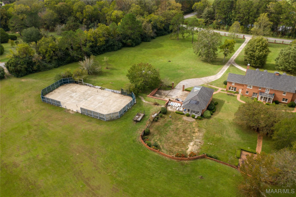 1241 Kirkwood Drive