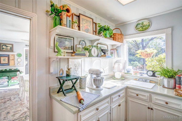 3325 Richardson Road S