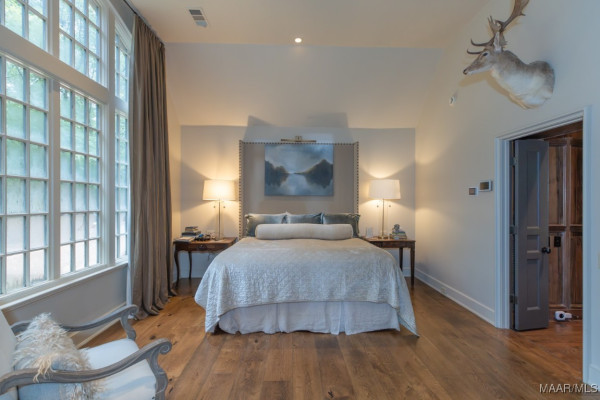 1998 W Fort Toulouse Road