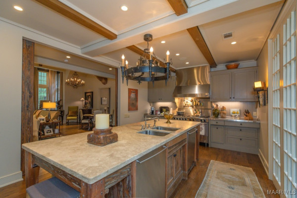 1998 W Fort Toulouse Road