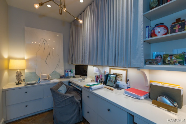 1998 W Fort Toulouse Road