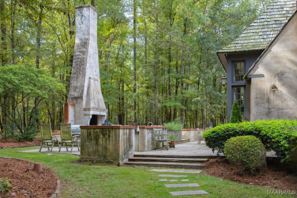 1998 W Fort Toulouse Road