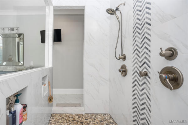 112 Chimney Ridge