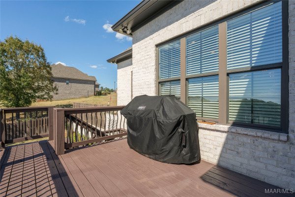 112 Chimney Ridge