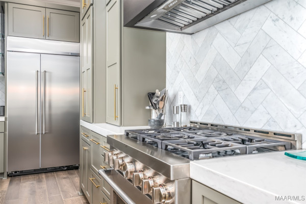 8443 Guildhall Street