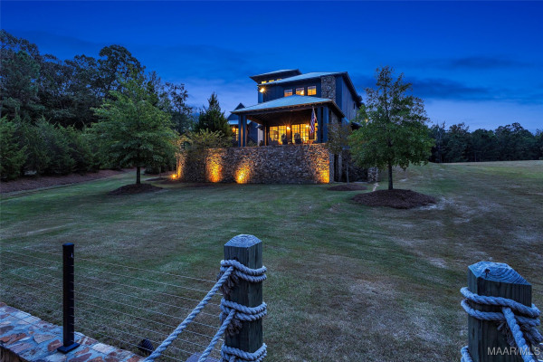 60 Castaway Cove Lane